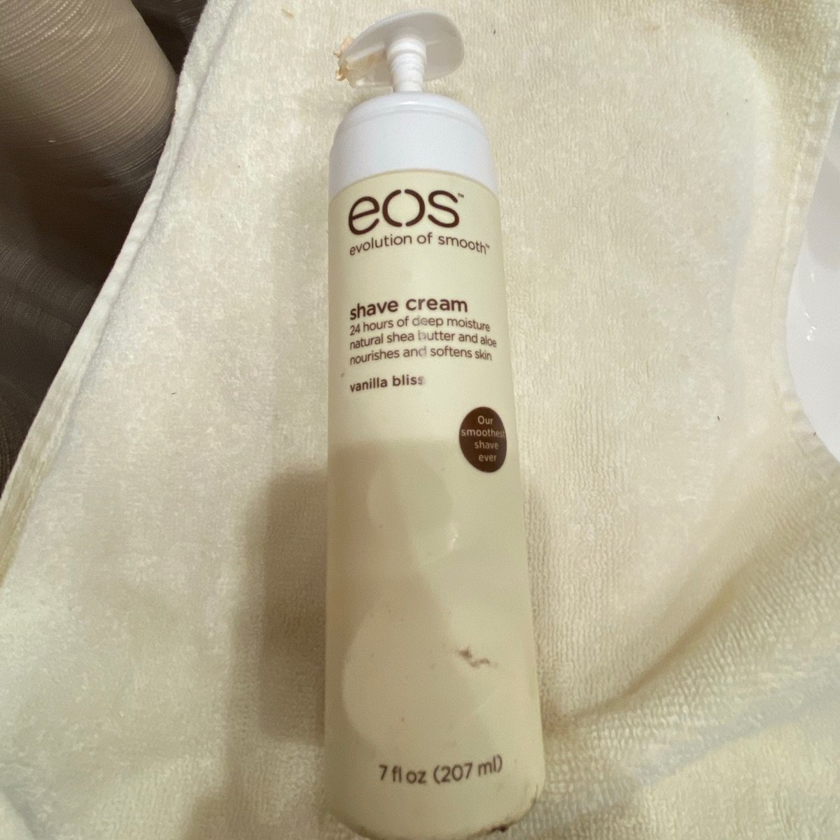 EOS Vanilla bliss Shaving cream Reviews abillion