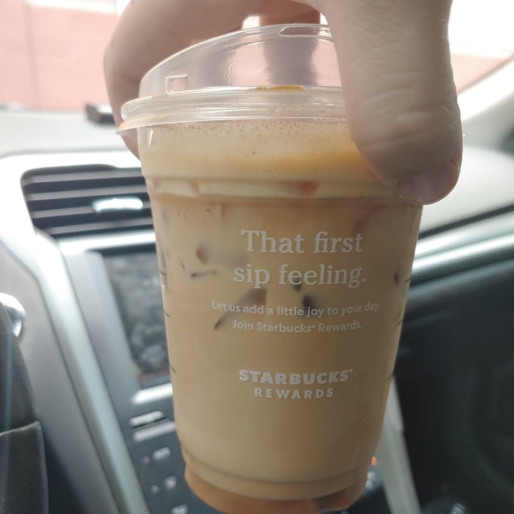 photo of Starbucks Brown Sugar Oatmilk Shaken Espresso shared by @beachbummum on  31 Jul 2021 - review