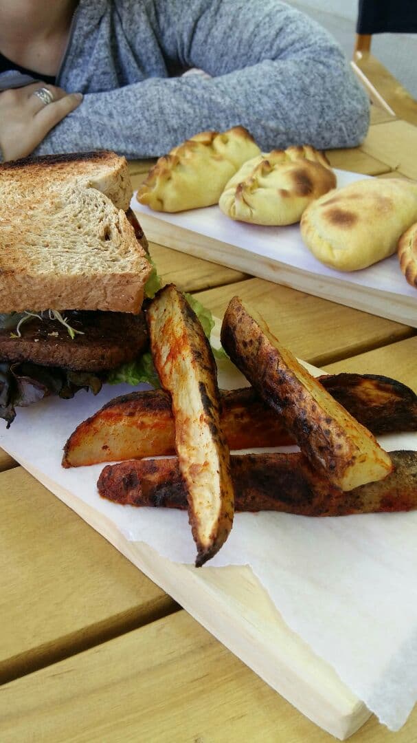 Photo of the dish “Hamburguesa clásica completa”