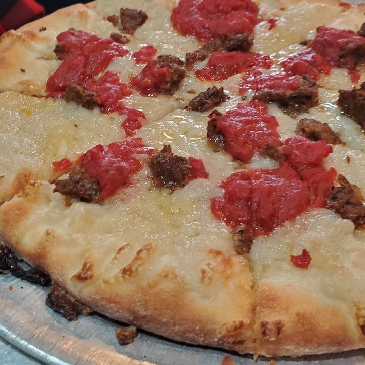 review photo of Flying Saucer Pizza Company Vegan Mars attack shared by @rosiesully on 22 Nov 2022 - review