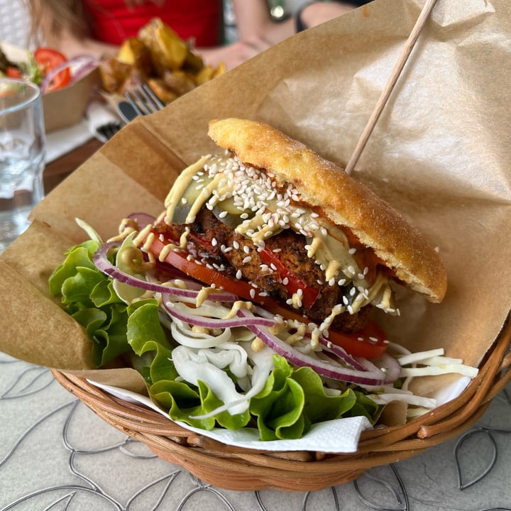 photo of Public & Vegan Kitchen Bled House Burger shared by @ikir83 on  27 Aug 2022 - review