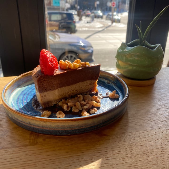 photo of Hello 123 Mocha Cheesecake shared by @th-vegan on  14 Feb 2022 - review