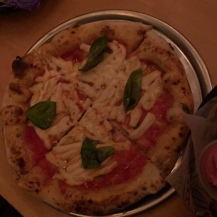 photo of Lado V Pizza Margarita shared by @naleuem on  26 Nov 2021 - review