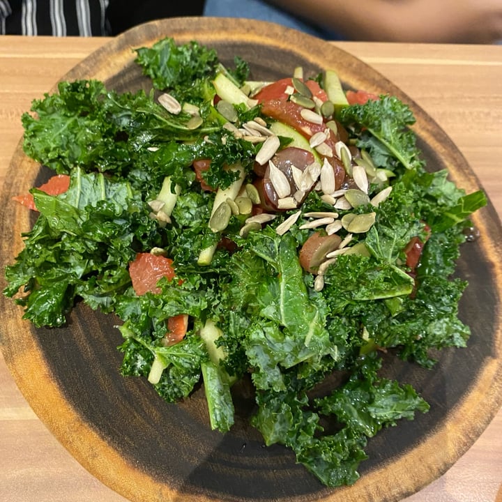 review photo of Am I Addicted - Pottery Studio & V Cafe Kale Waldorf Salad shared by @rebszw on 28 Jun 2022 - review