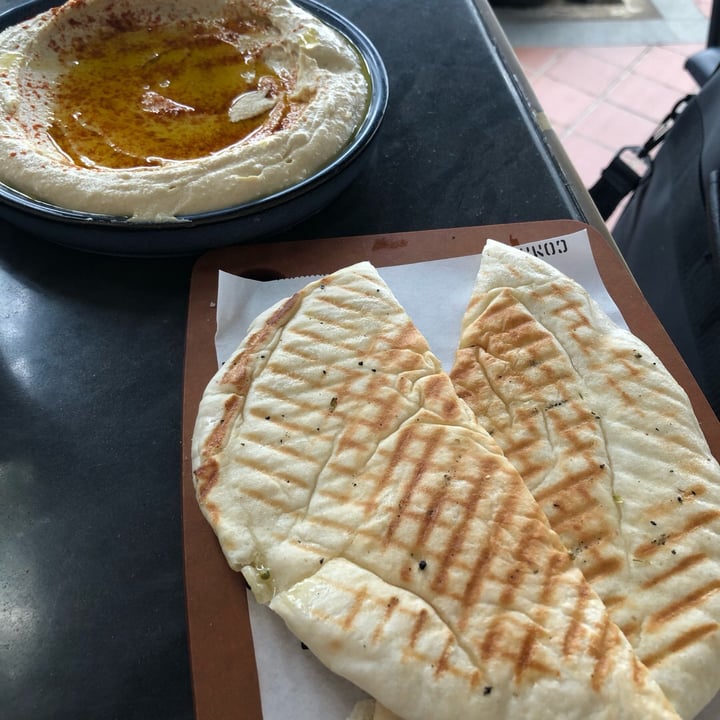 photo of Common Man Stan Hummus With Pita shared by @daffydev on  26 Oct 2019 - review