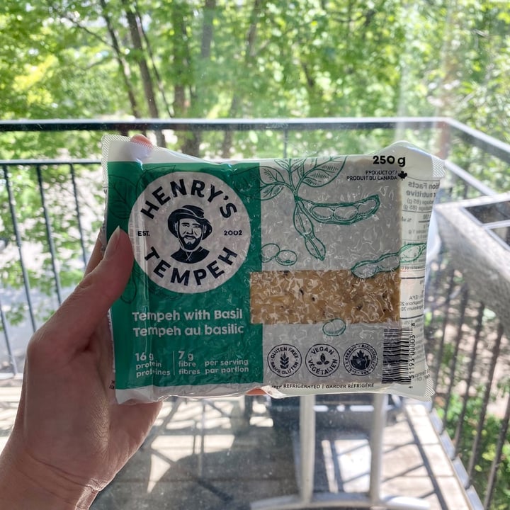 photo of Henry's Tempeh Henry’s Tempeh With Basil shared by @vickitten on  24 Jun 2021 - review