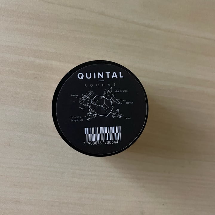 photo of Quintal Dermocosméticos Goma Esfoliante Facial shared by @brunaestanacozinha on  09 May 2022 - review