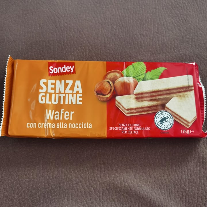 photo of Sondey Wafer Senza Glutine Con Crema Alla Nocciola shared by @alessia11 on  20 Jun 2022 - review