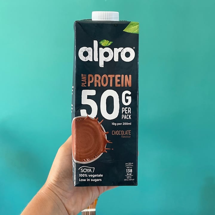 review photo of Alpro Plant Protein 50g Chocolate shared by @giuliamolla on 14 Jul 2022 - review
