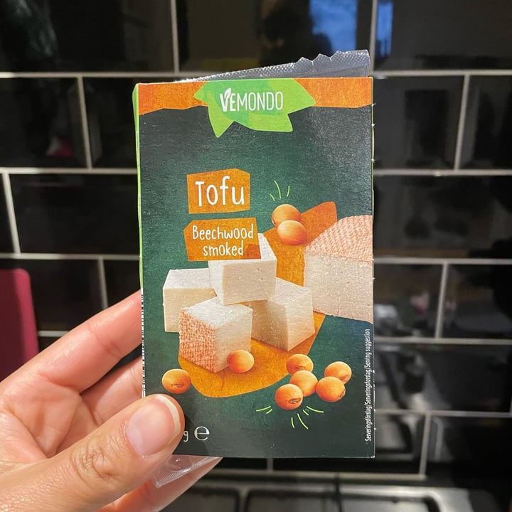 review photo of Vemondo Beechwood Smoked Tofu shared by @southernveganupnorth on 18 Feb 2022 - review