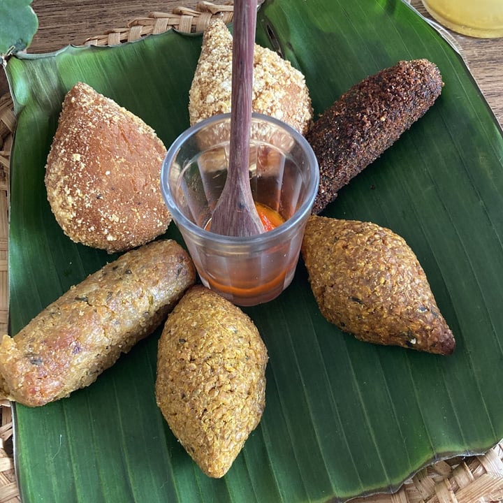 review photo of Camelia Ododo Restaurante - Cafe & Bar Organico Cesta de Salgadinhos shared by @dharmagobind on 01 Sep 2022 - review
