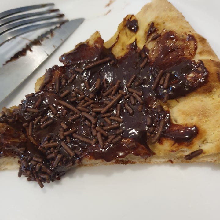 photo of Pop Vegan Food pizza de brigadeiro shared by @soninha on  14 May 2022 - review