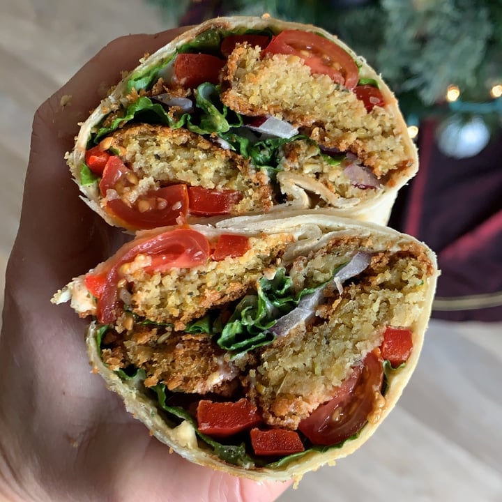 photo of Trader Joe's Fully Cooked Falafel shared by @kristenmills on  18 Dec 2020 - review