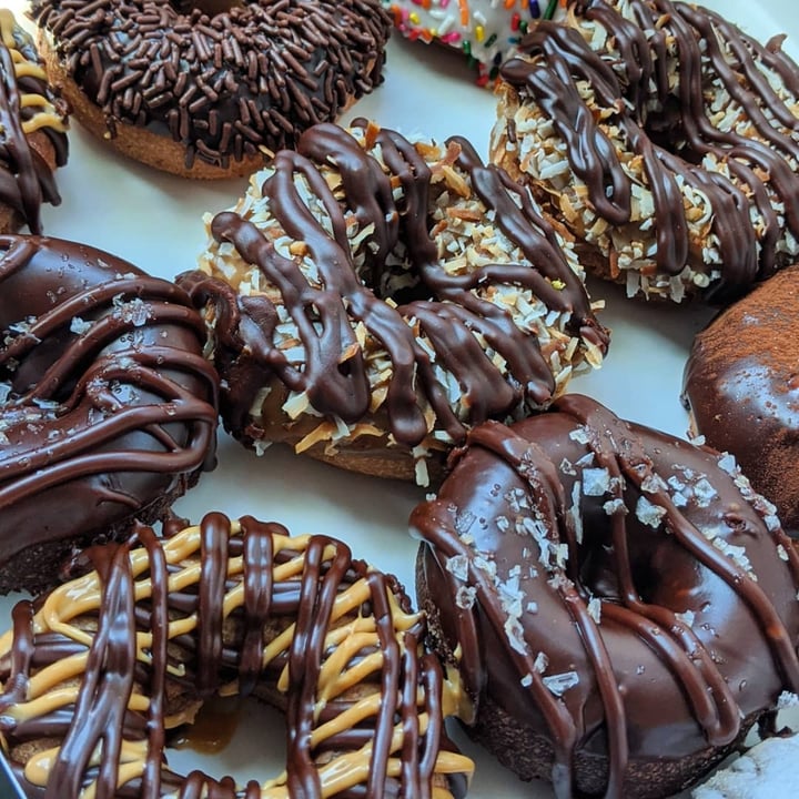 photo of Beacon Doughnuts Vegan Doughnuts shared by @crueltyfreeyouandme on  23 May 2020 - review
