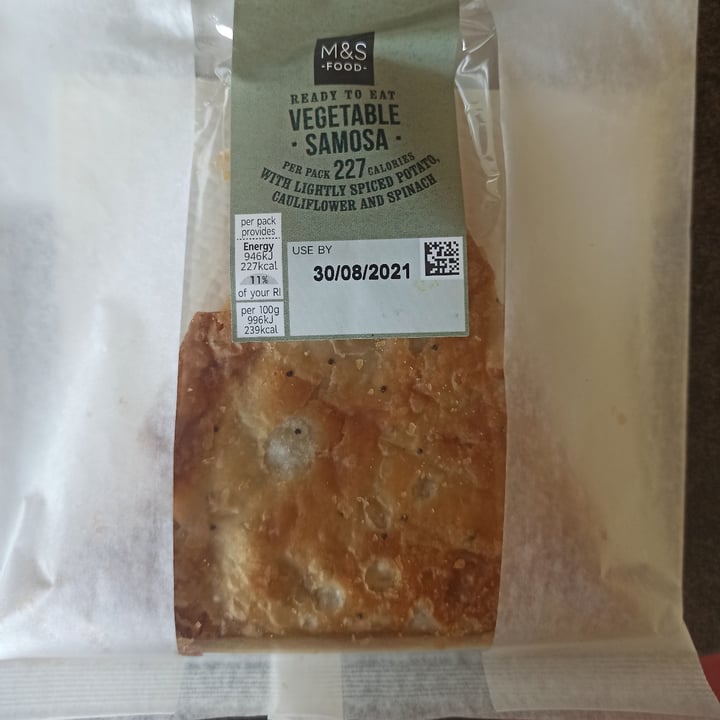 photo of Marks & Spencer Food (M&S) Vegetable samosa shared by @wendyyoyo on  26 Aug 2021 - review