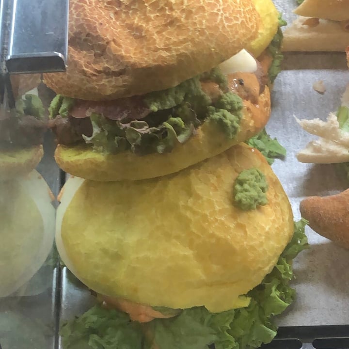 photo of Autogrill La Macchia Ovest Wowburger shared by @nicole- on  14 Sep 2021 - review