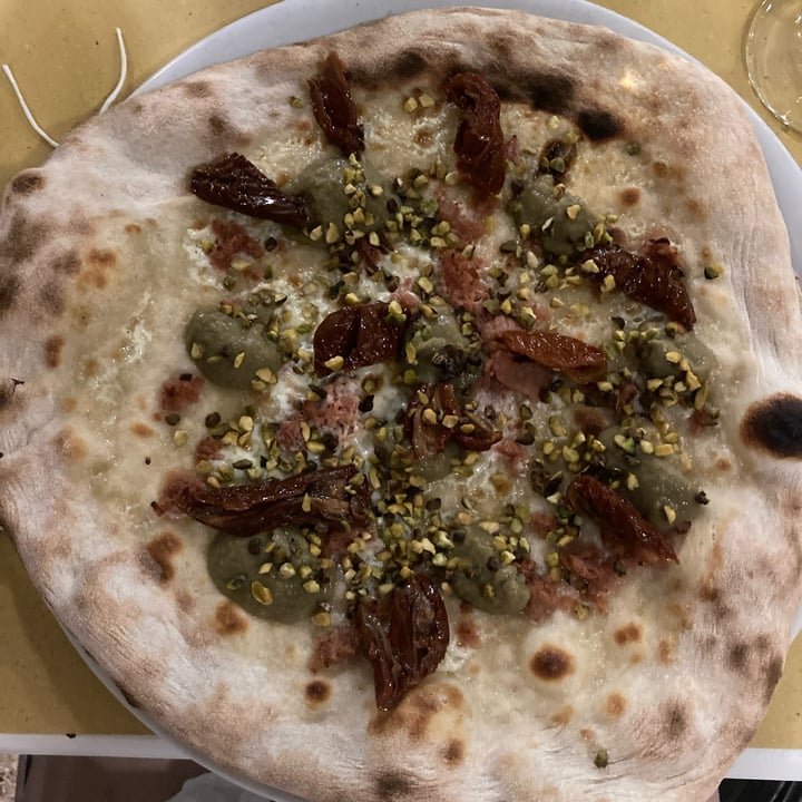 review photo of Pizzeria Ziamamù Pizza Con Salsiccia Vegetale shared by @eri31 on 08 Aug 2022 - review