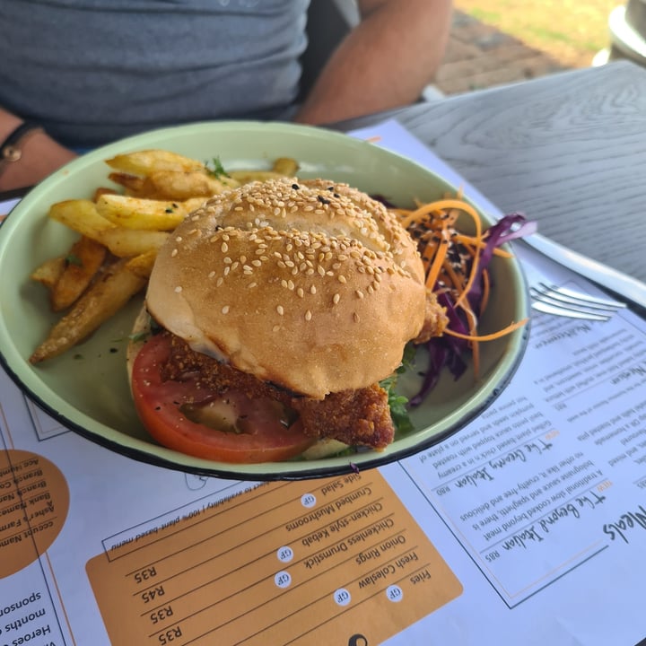 photo of Asher's Corner Cafe @ Ashers Farm Sanctuary AFC burger shared by @vcstats on  20 Sep 2021 - review