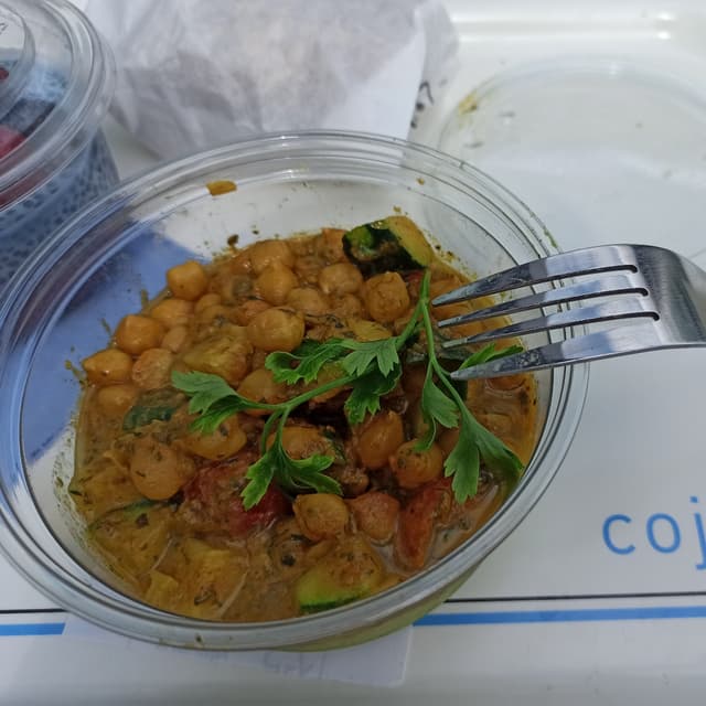 Photo of the dish “Salade pois chiche avocat”