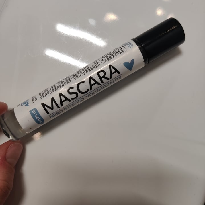 photo of Negozio Leggero Mascara voluminizzante shared by @aletofulover on  20 Apr 2022 - review