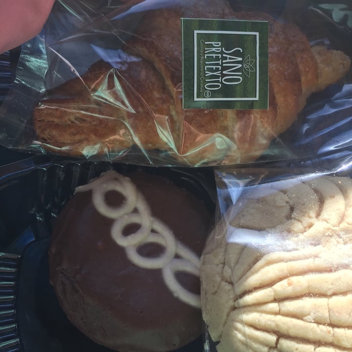 photo of Sano Pretexto Pan dulce shared by @elflowvegano on  01 Aug 2020 - review