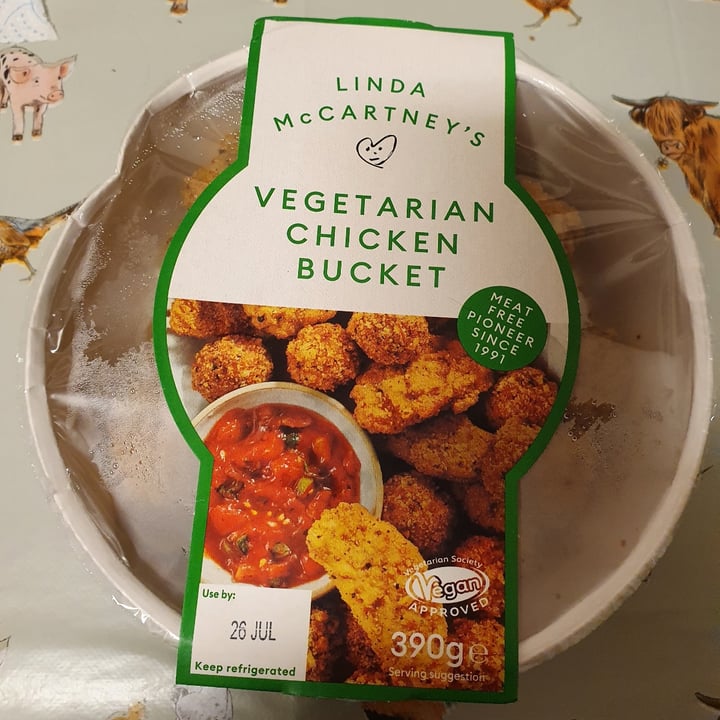 photo of Linda McCartney's Vegetarian Chicken bucket shared by @rootingforpigs on  21 Aug 2022 - review