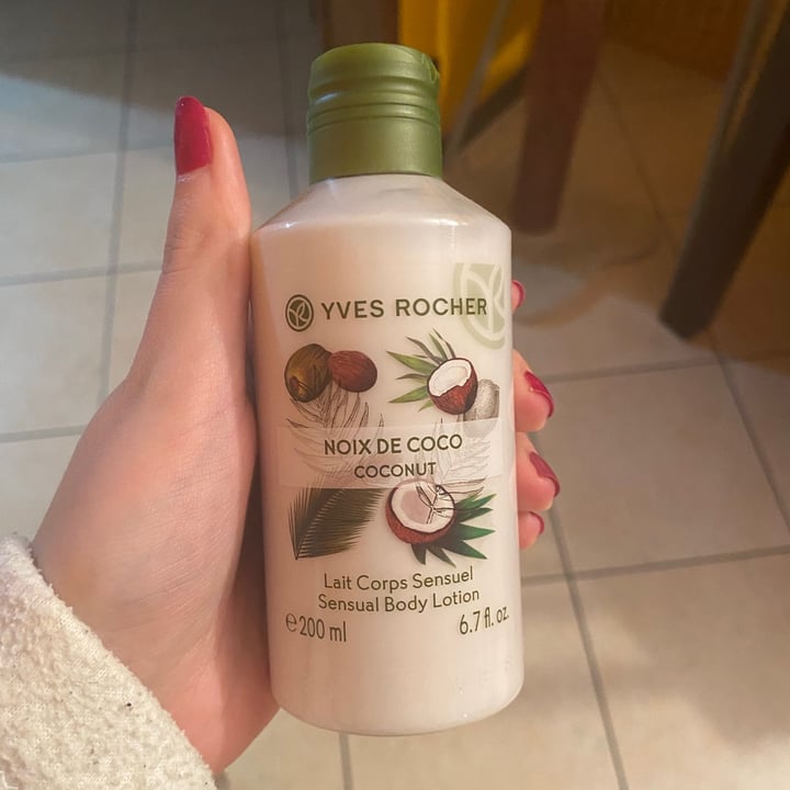 review photo of Yves rocher Latte corpo noce di cocco shared by @melyveg on 14 Oct 2021 - review