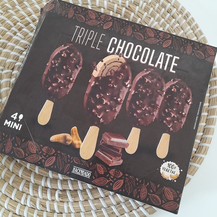 photo of Hacendado Triple Chocolate shared by @danielgl on  16 Jul 2022 - review