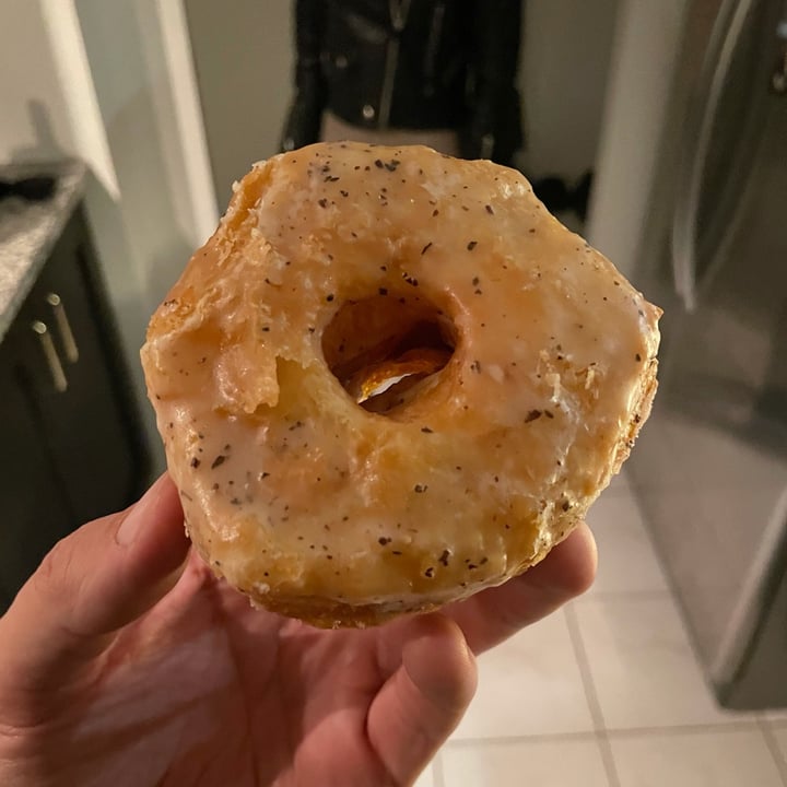 photo of MACHINO DONUTS London Fog Cronut shared by @xdarrenx on  15 Nov 2021 - review