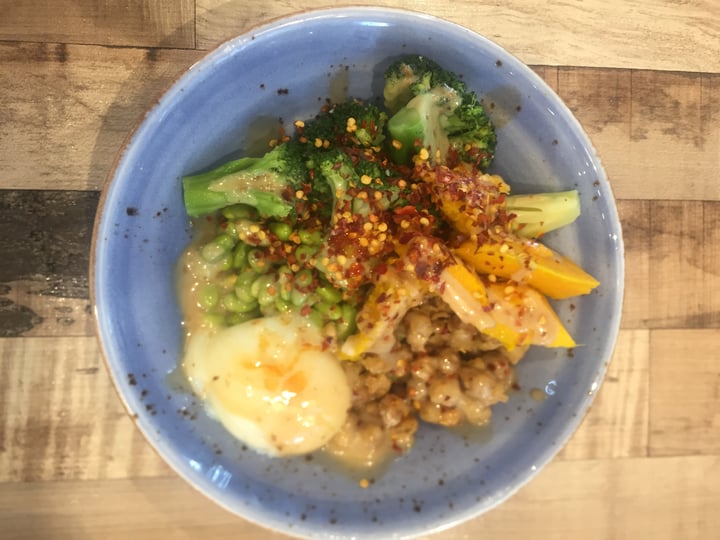 review photo of The Autobus Custom salad shared by @yoli on 17 Dec 2017 - review
