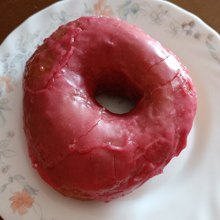 photo of The Hippie Bakery Donut frambuesa shared by @luciaxc on  19 Feb 2022 - review