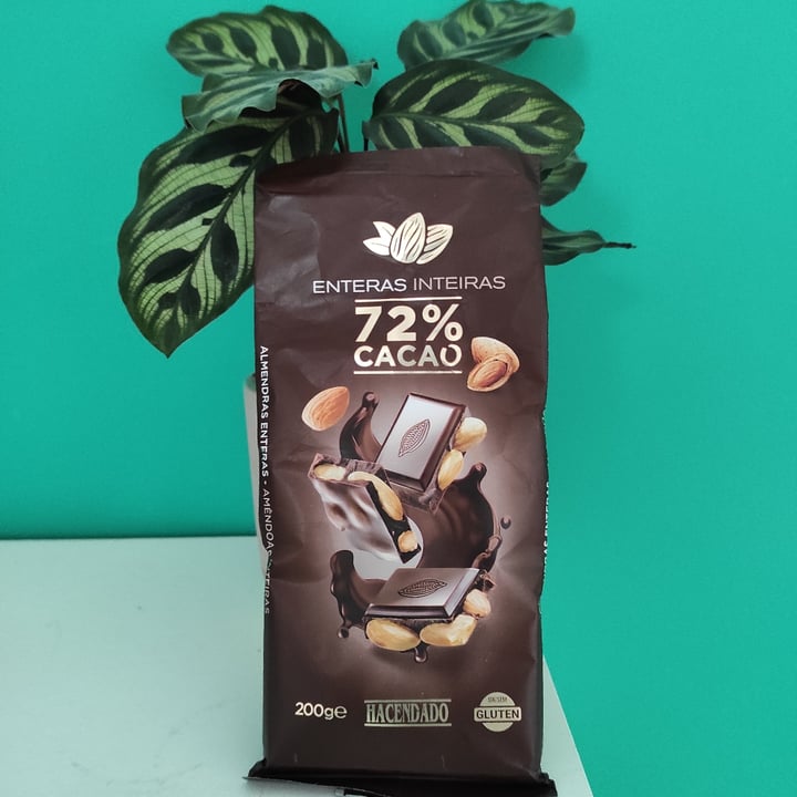 photo of Hacendado Chocolate con almendras 72% cacao shared by @saruchi on  04 Mar 2021 - review