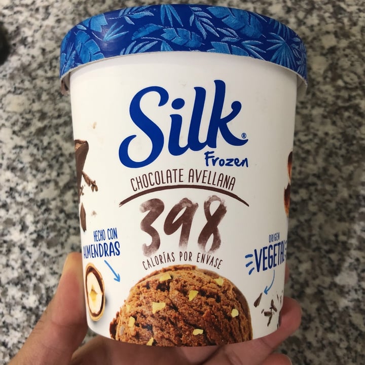 photo of Silk Silk Frozen Chocolate Avellana shared by @plantcook on  07 Oct 2020 - review