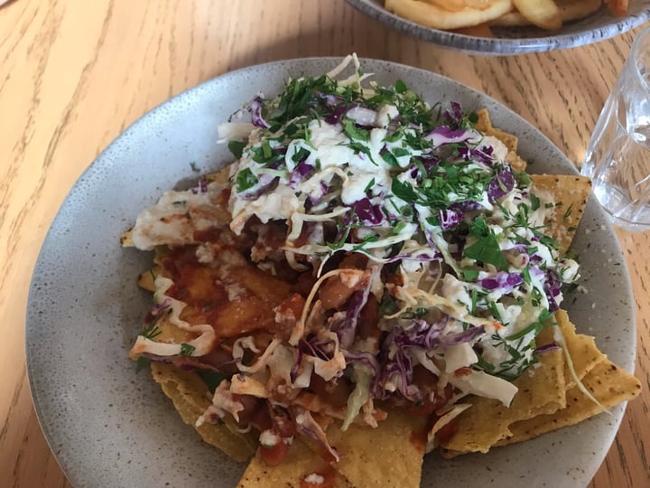 photo of Red Velvet Lounge Vegan nachos shared by @hannahamy on  24 Aug 2019 - review