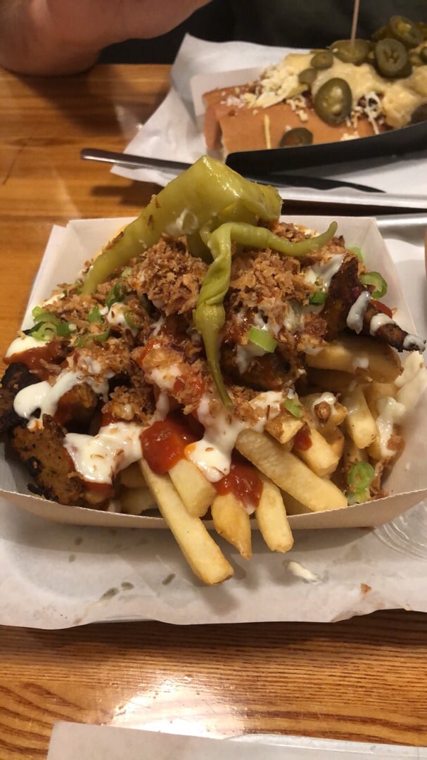 photo of Plant Hustler Hot dog and dirty fries shared by @hana6593 on  08 Sep 2019 - review