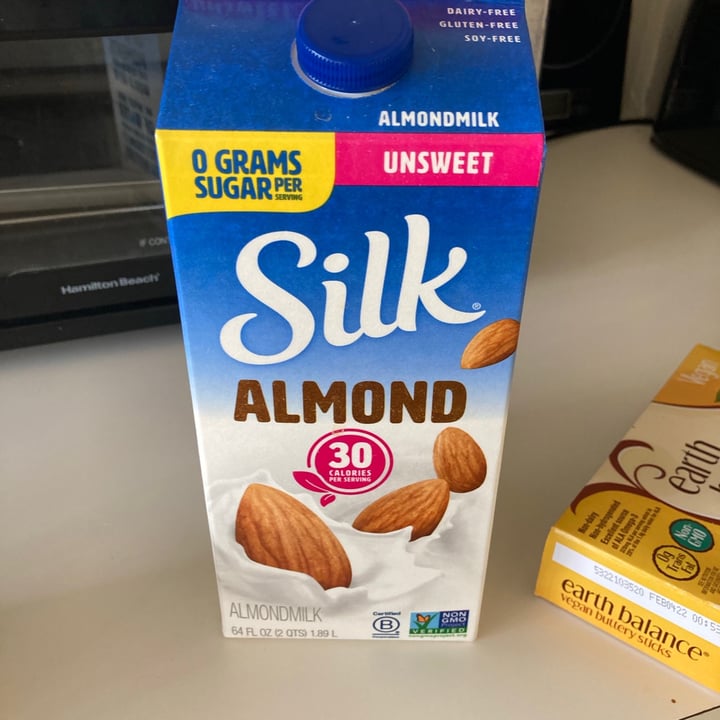 photo of Silk Almond Unsweetened shared by @maesti on  30 May 2021 - review