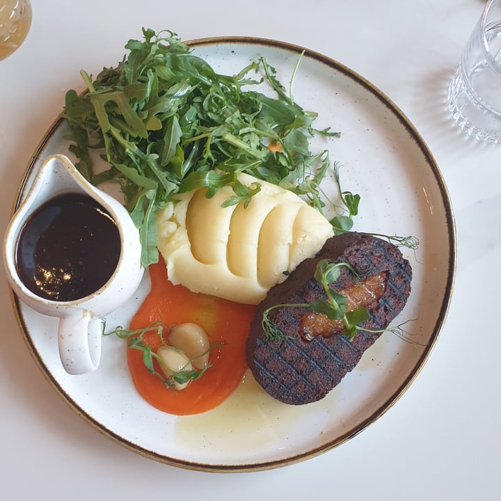 photo of TWELVE EATERY Grilled 'Sirloin' Steak shared by @militantvegan on  09 Dec 2022 - review