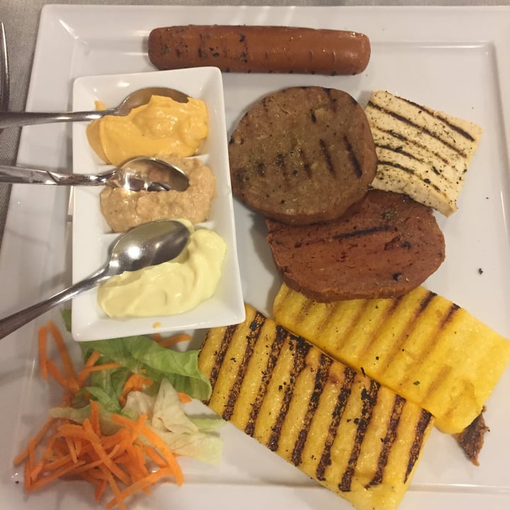 review photo of Ristorante Vegano Biologico La Lanterna Grigliata Mista shared by @maddalenafranzini on 15 Nov 2022 - review