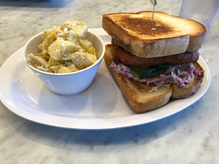 photo of J. Selby's Nashville Hot Chickin Sandwich shared by @haybales on  23 Feb 2020 - review