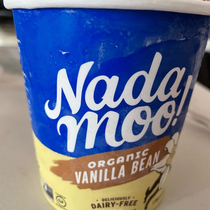 photo of NadaMoo! NadaMoo Vanilla Dairy Free Dessert shared by @esmevegana on  03 Dec 2021 - review