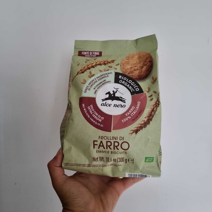 photo of Alce Nero Biscotti frollini di farro shared by @mrsvegside on  19 Aug 2022 - review