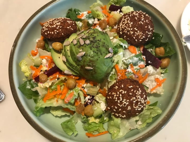 photo of Urban Bites Falafel Salad shared by @joytlq on  11 Mar 2018 - review