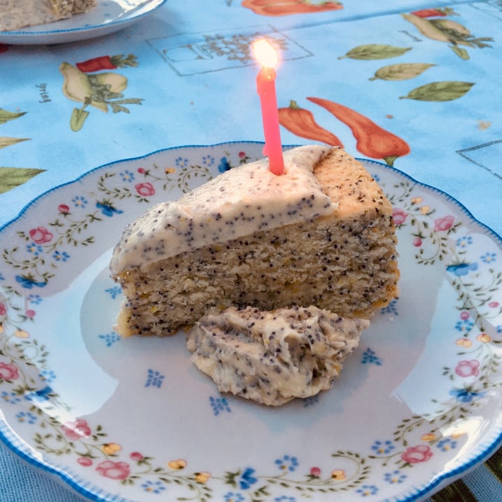 photo of All in the Kitchen Deli Lemon poppyseed cake shared by @taz on  20 Feb 2021 - review