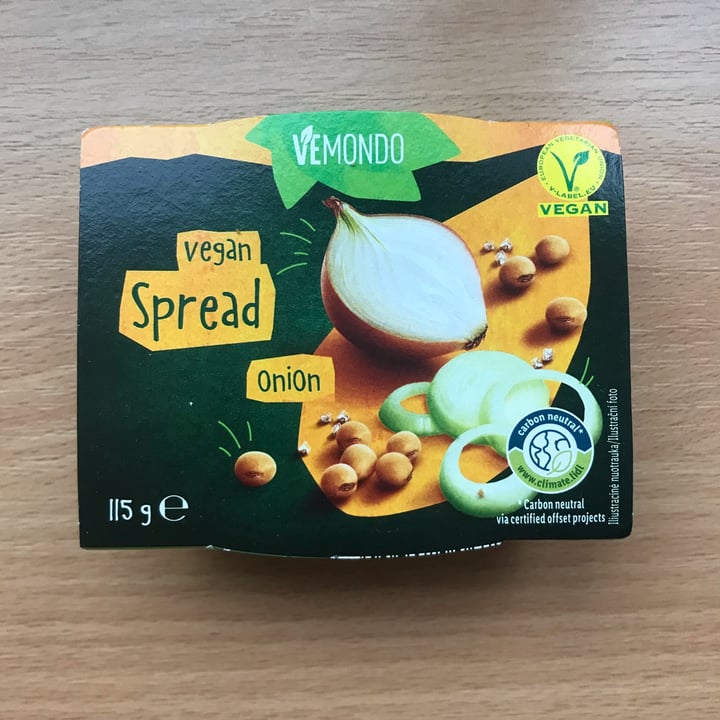 photo of Vemondo Vegan spread onion shared by @eml on  07 Aug 2022 - review