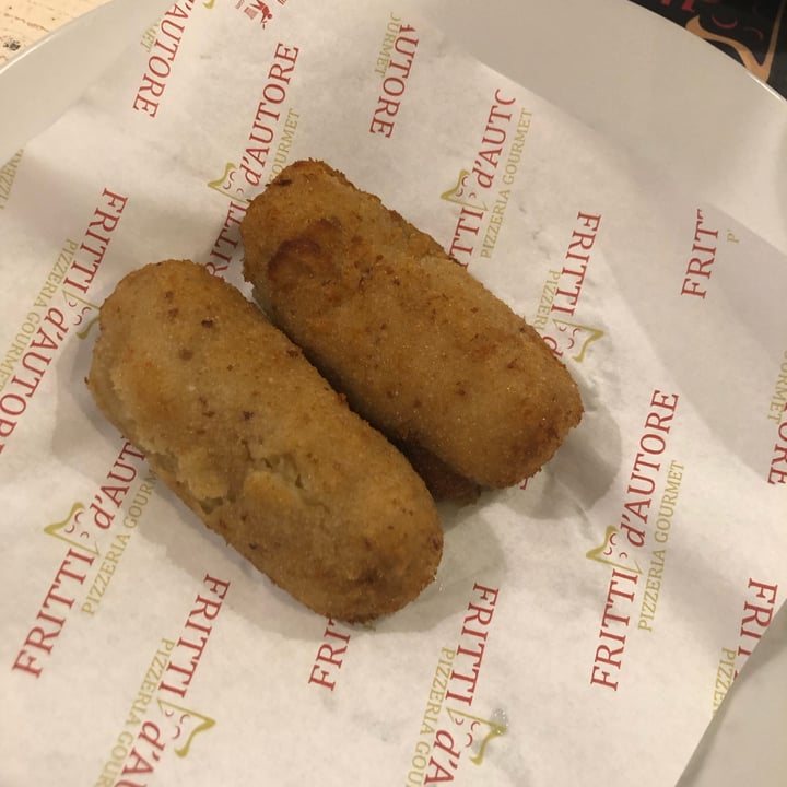 photo of Spicchi d'Autore Crocchè di patate vegano shared by @giopsy24 on  02 Apr 2022 - review