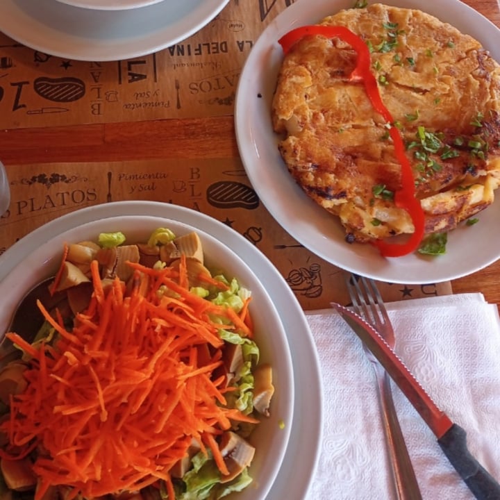 review photo of Restaurant La Delfina Pastel de papa shared by @daif on 09 Mar 2021 - review