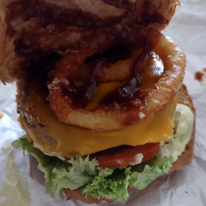 photo of Naughty Vegan Vegan Texas Burger shared by @paxvobus on  12 Jun 2022 - review