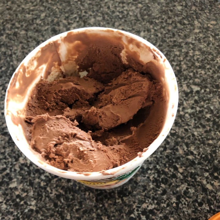 photo of Coconut Bliss Chocolate Peanut Butter shared by @veganweirdo8 on  03 Sep 2020 - review