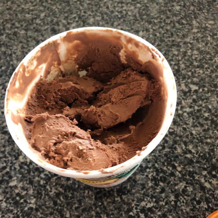 review photo of Coconut Bliss Chocolate Peanut Butter shared by @veganweirdo8 on 03 Sep 2020 - review