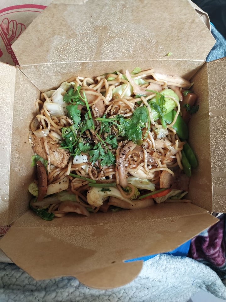 photo of Loving Hut Fantastic Chow Mein shared by @shik on  09 Apr 2020 - review